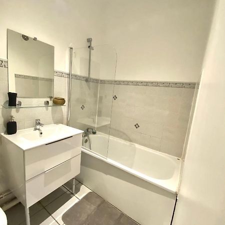 Апартаменты Charmant Studio Avec Acces Internet Au Centre Ville Руан Экстерьер фото