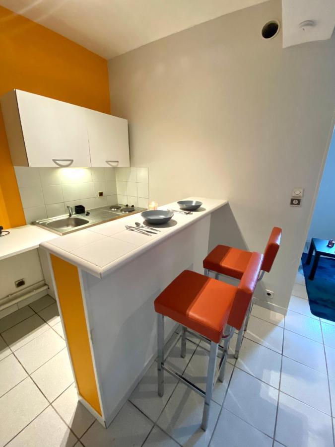 Апартаменты Charmant Studio Avec Acces Internet Au Centre Ville Руан Экстерьер фото